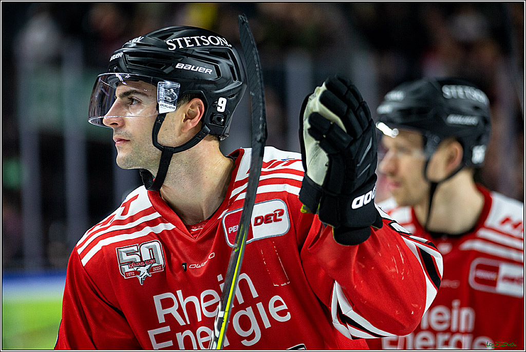PENNY DEL; Koelner Haie- Straubing Tigers; Koeln, 28.12.2022